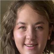 Native-speaking Italian tutor providing online lessons